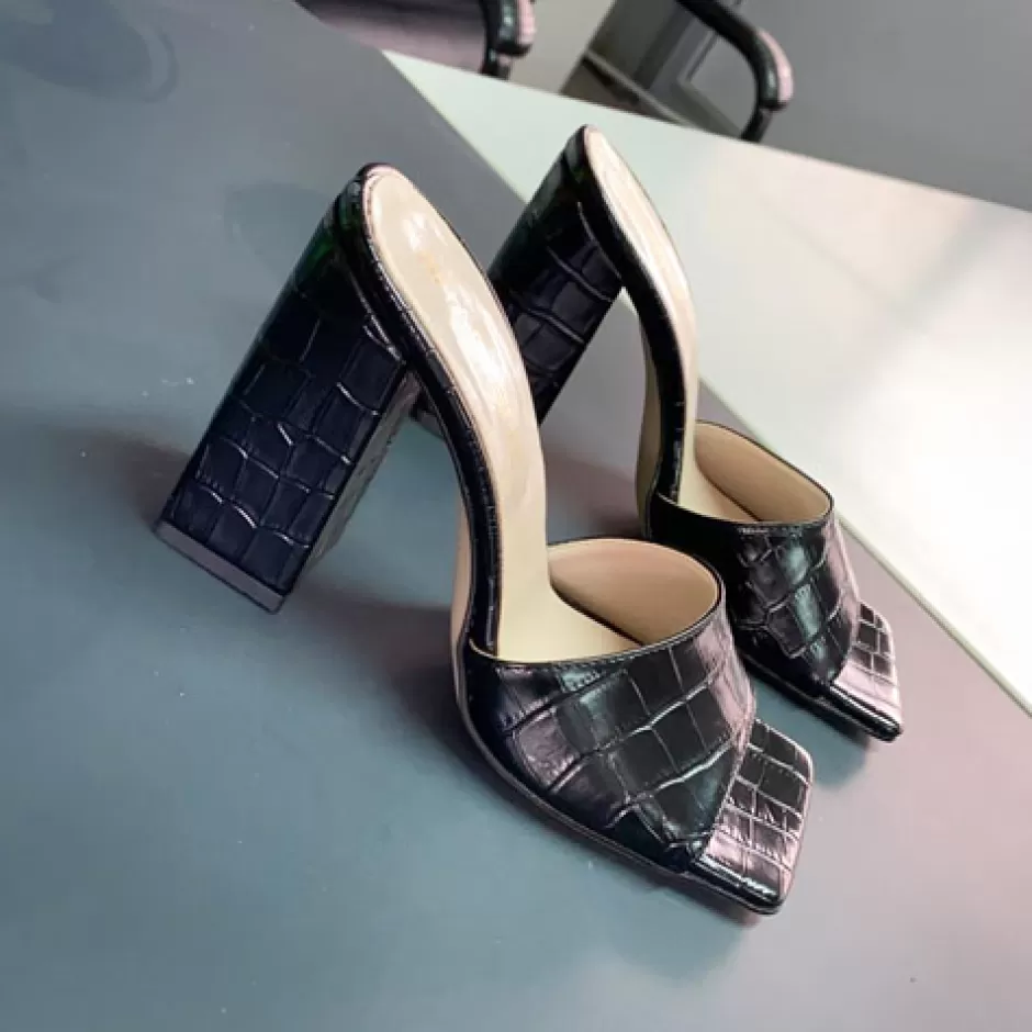 Donna SHARLENE CALZATURE Sandali-Black Coconut Leather Sabot - Cod. 29105