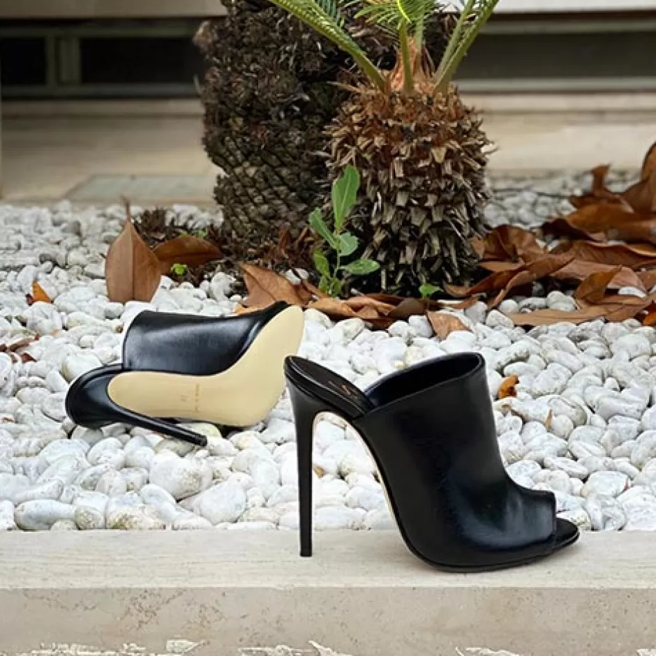 Donna SHARLENE CALZATURE Sandali-Black Leather Sabot - Cod. 28733